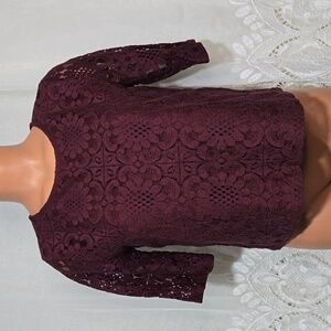 Abercrombie & Fitch Deep Plum Lace Shirt/Top sz Small